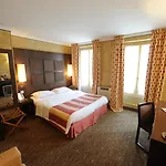 ホテル デュ ヴュー ソール パリ