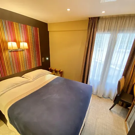 Du Vieux Saule 3* Paris