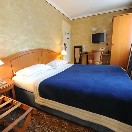 Du Vieux Saule 3* Paris