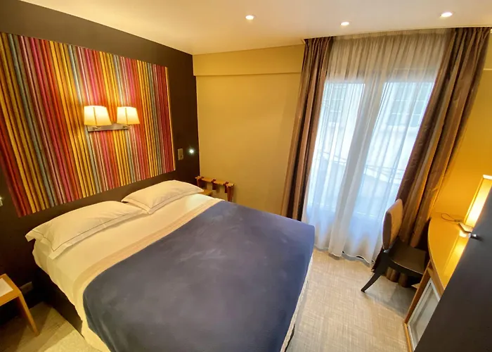 Du Vieux Saule 3* Parigi