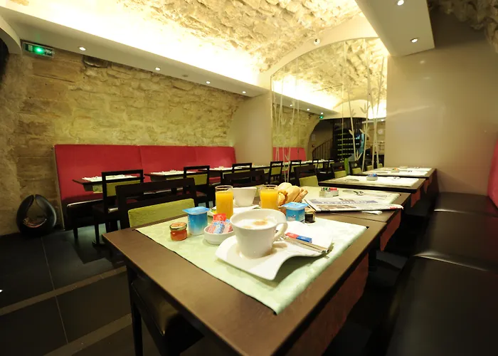 Du Vieux Saule Hotel Parigi