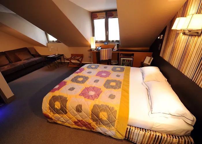 Hotel Du Vieux Saule Parigi