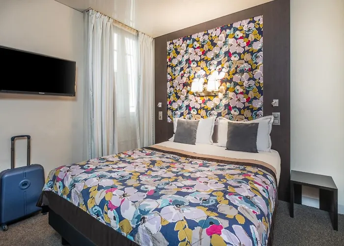 Du Vieux Saule Hotel París