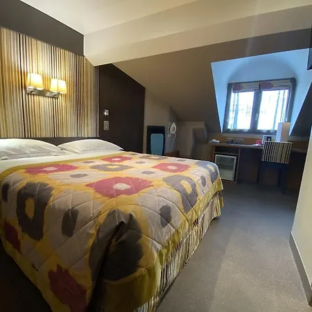 Du Vieux Saule מלון