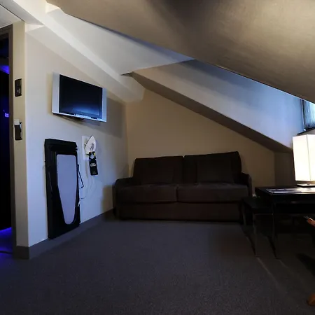 Du Vieux Saule מלון פריז